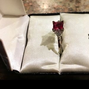 14kt White Gold Ring